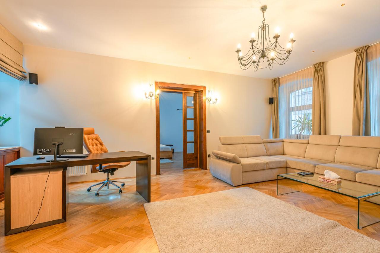 Premium Suites Postavarului Brasov Bagian luar foto